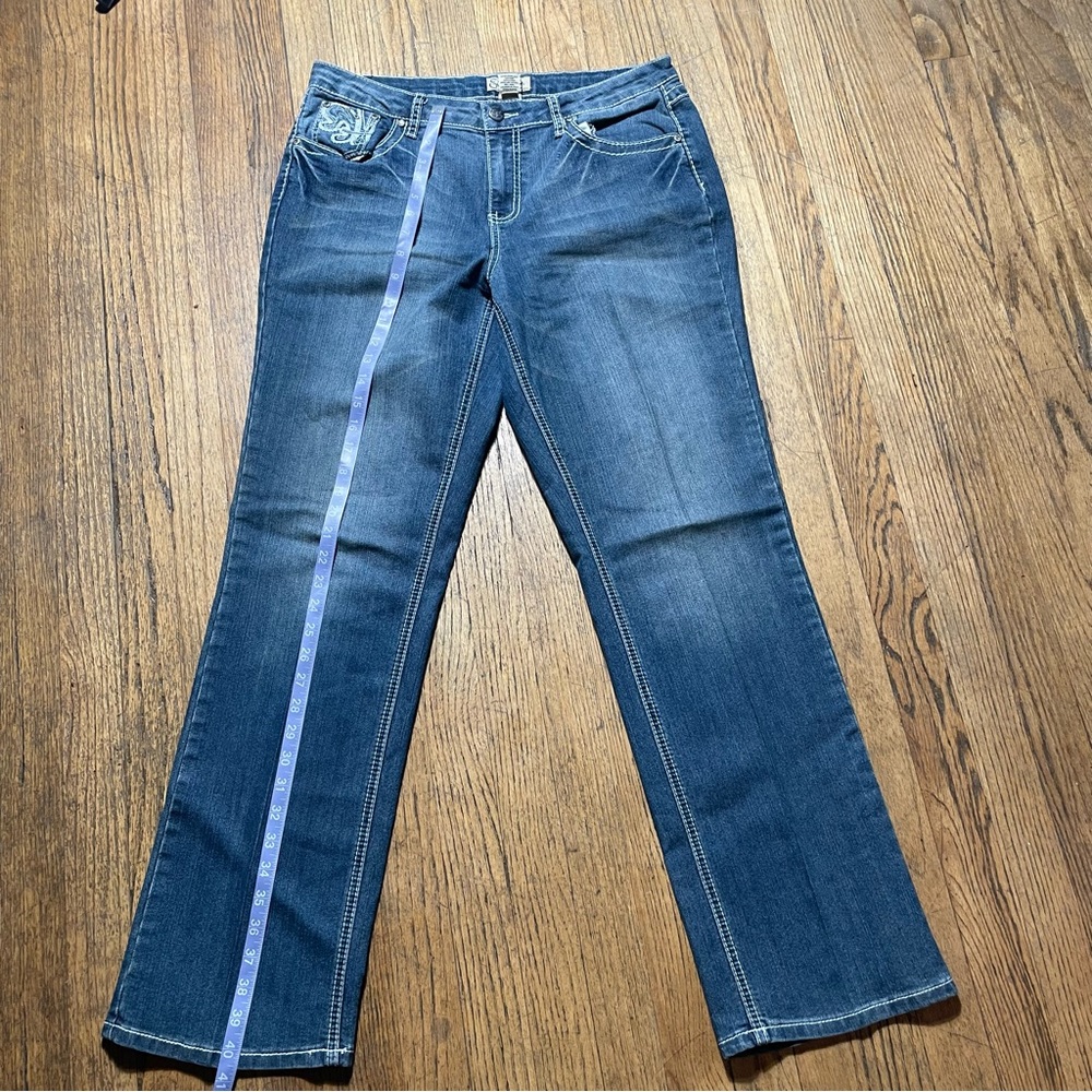 Earl Jean jeans - Picture 11 of 12